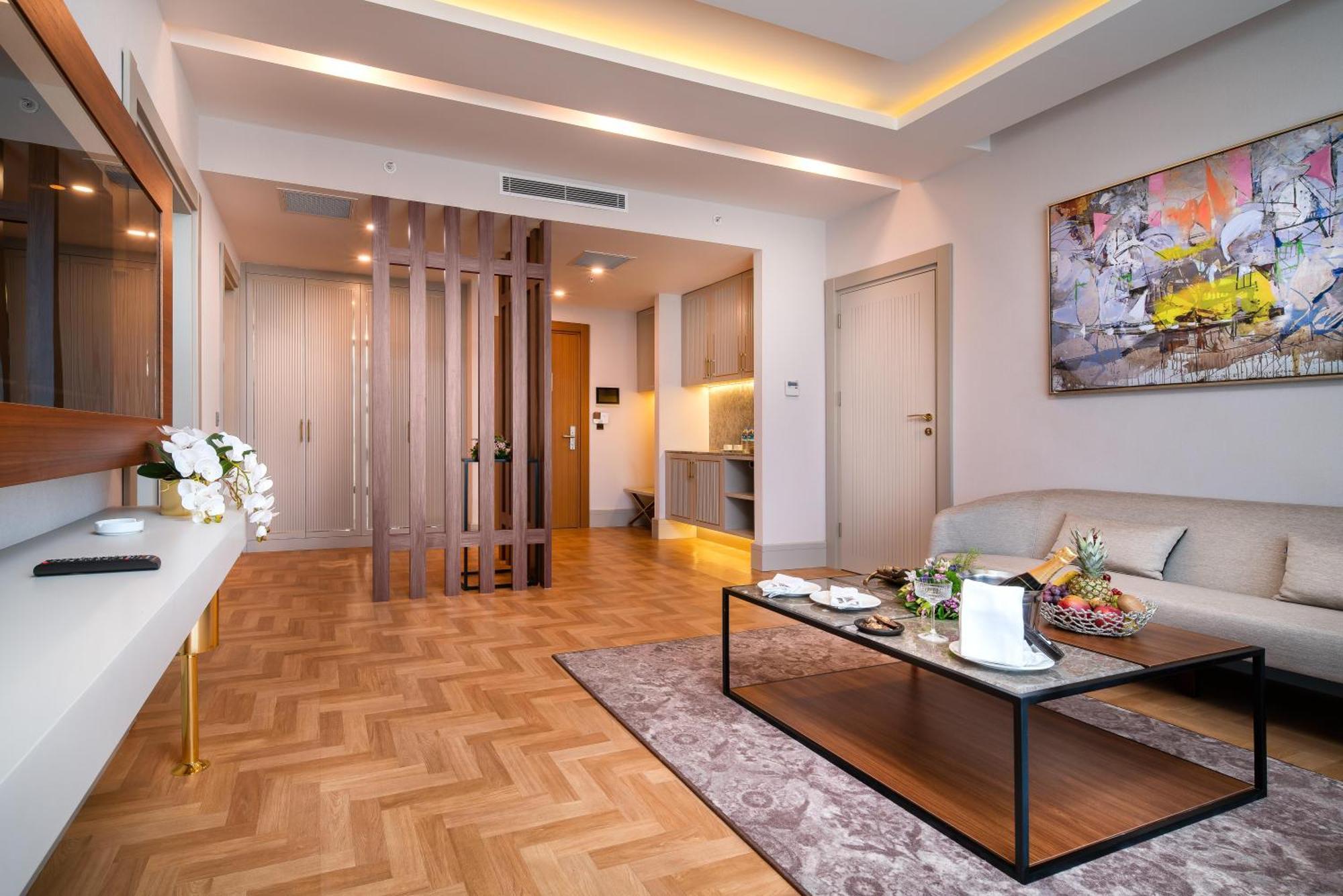 Concorde Tower Hotel & Casino นิโคเซีย ภายนอก รูปภาพ A suite at the hotel