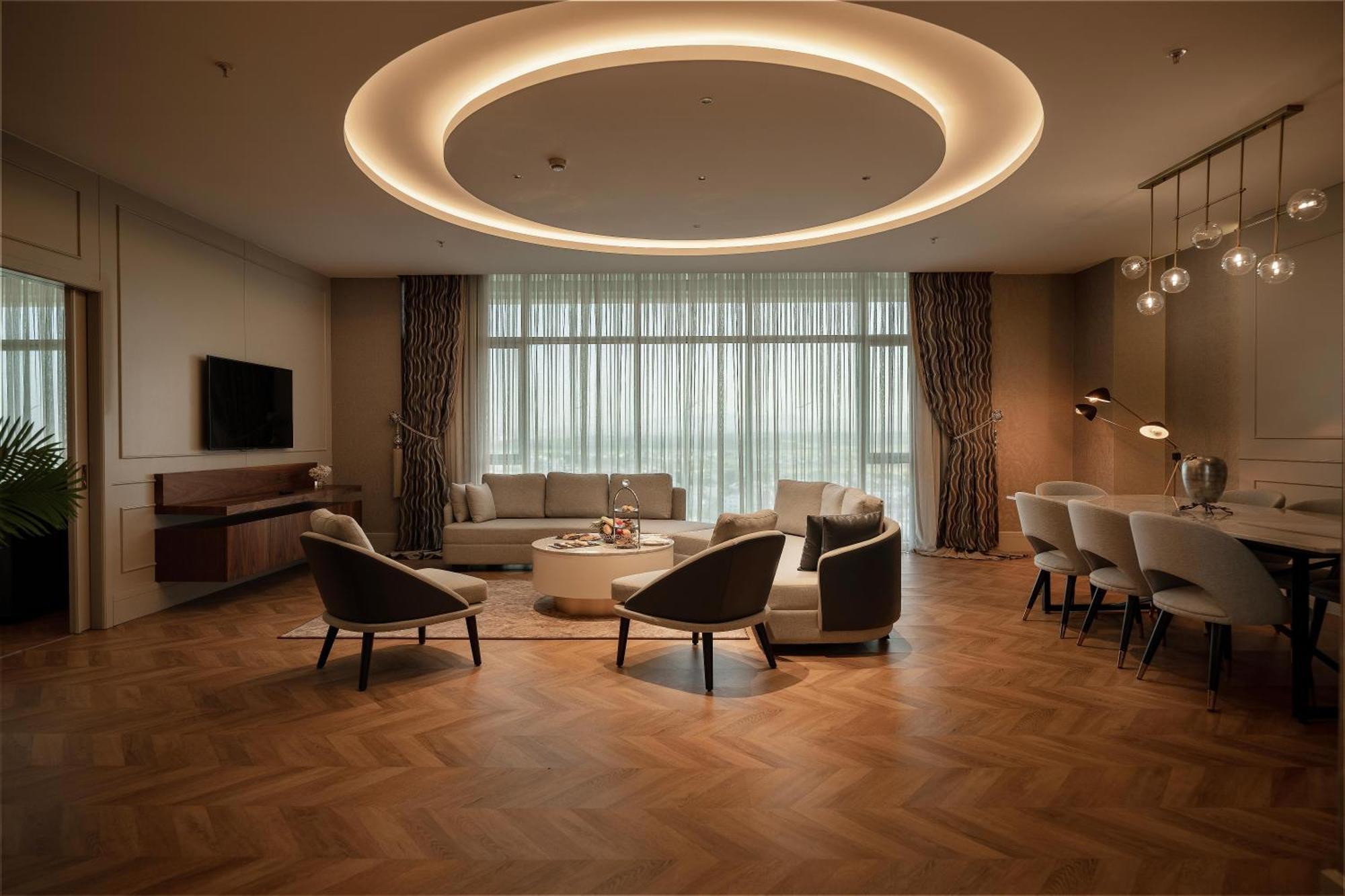 Concorde Tower Hotel & Casino นิโคเซีย ภายนอก รูปภาพ A living room in a luxury apartment