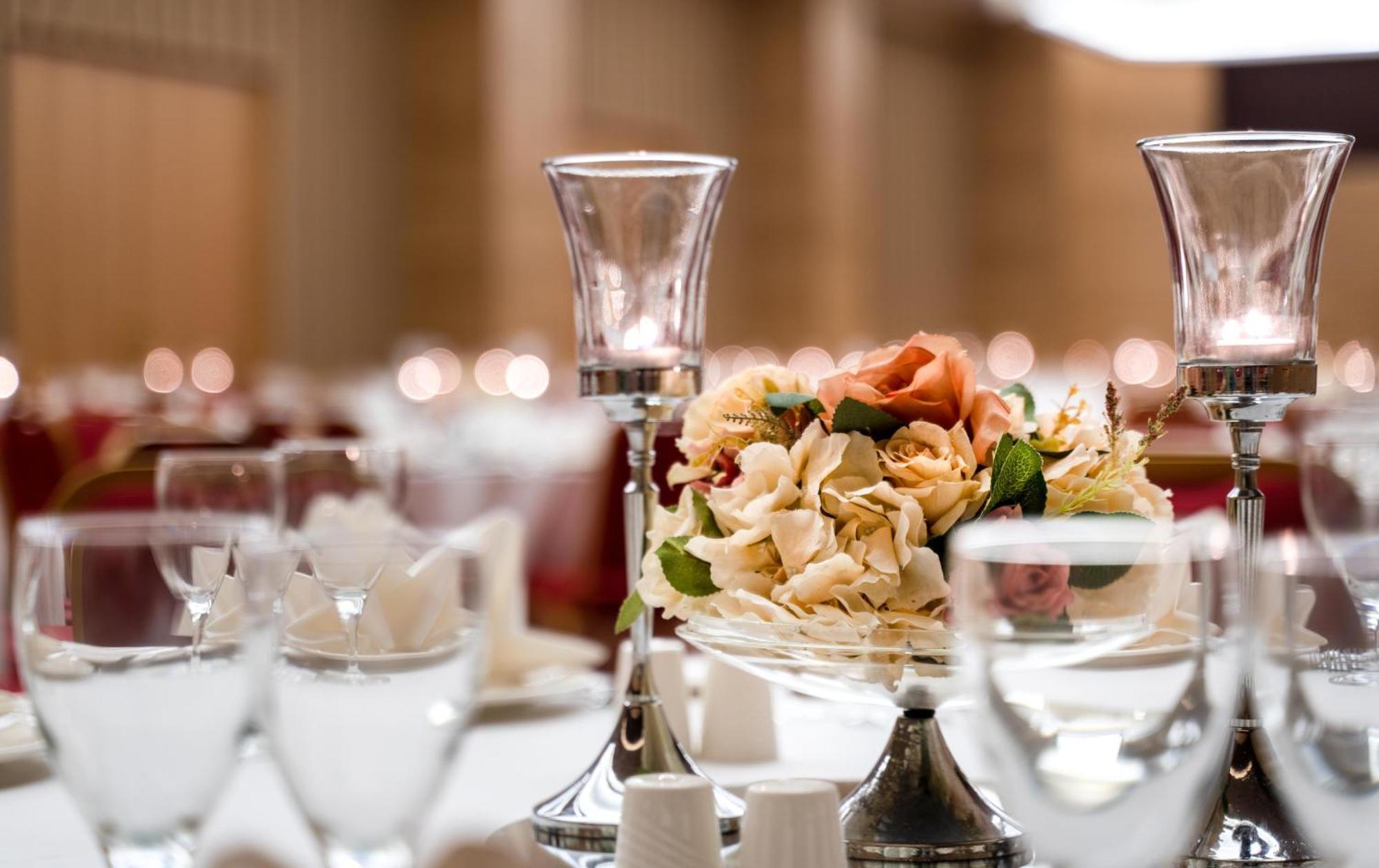 Concorde Tower Hotel & Casino นิโคเซีย ภายนอก รูปภาพ A table set for a formal dinner