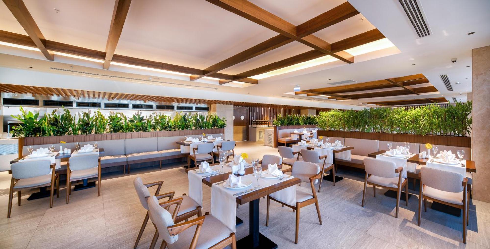 Concorde Tower Hotel & Casino นิโคเซีย ภายนอก รูปภาพ The interior of the restaurant