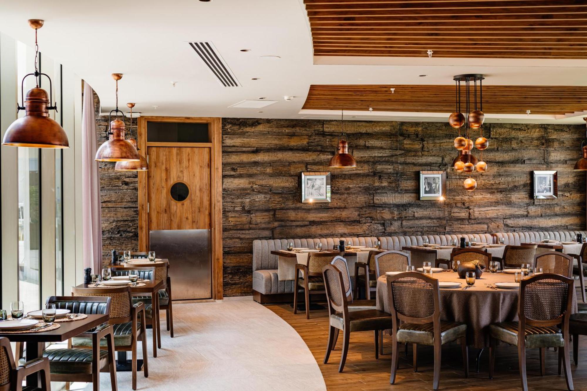 Concorde Tower Hotel & Casino นิโคเซีย ภายนอก รูปภาพ Interior of the restaurant